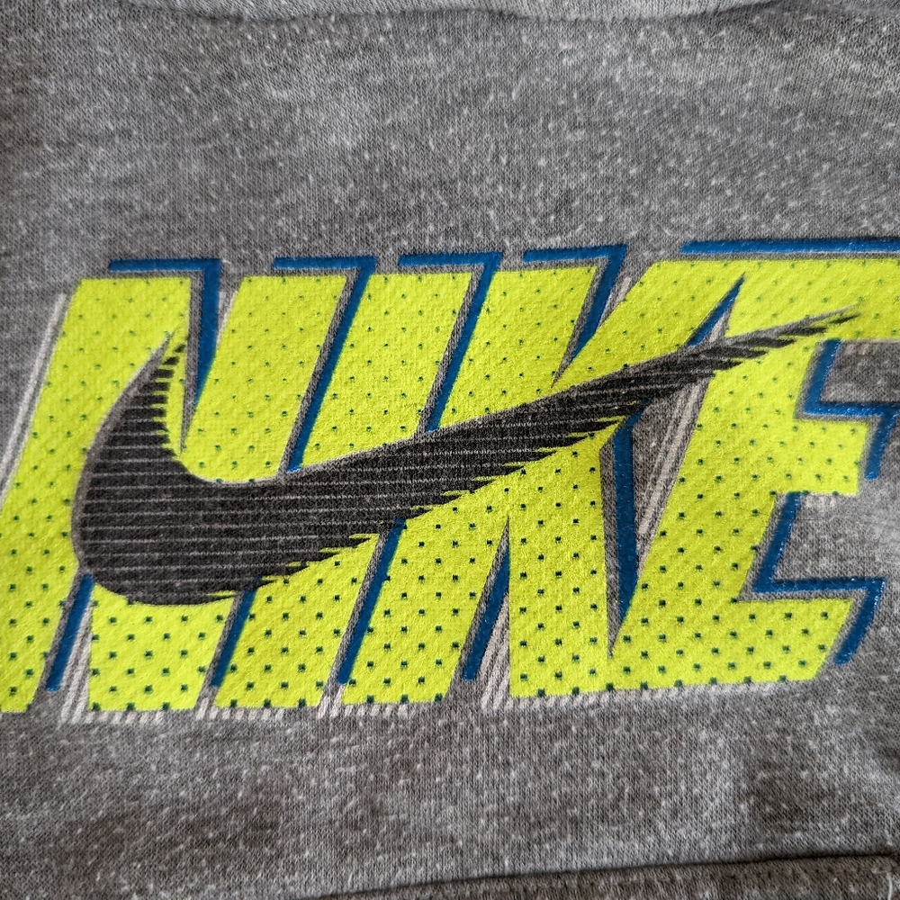 Nike Bundle - Picture 3 of 4